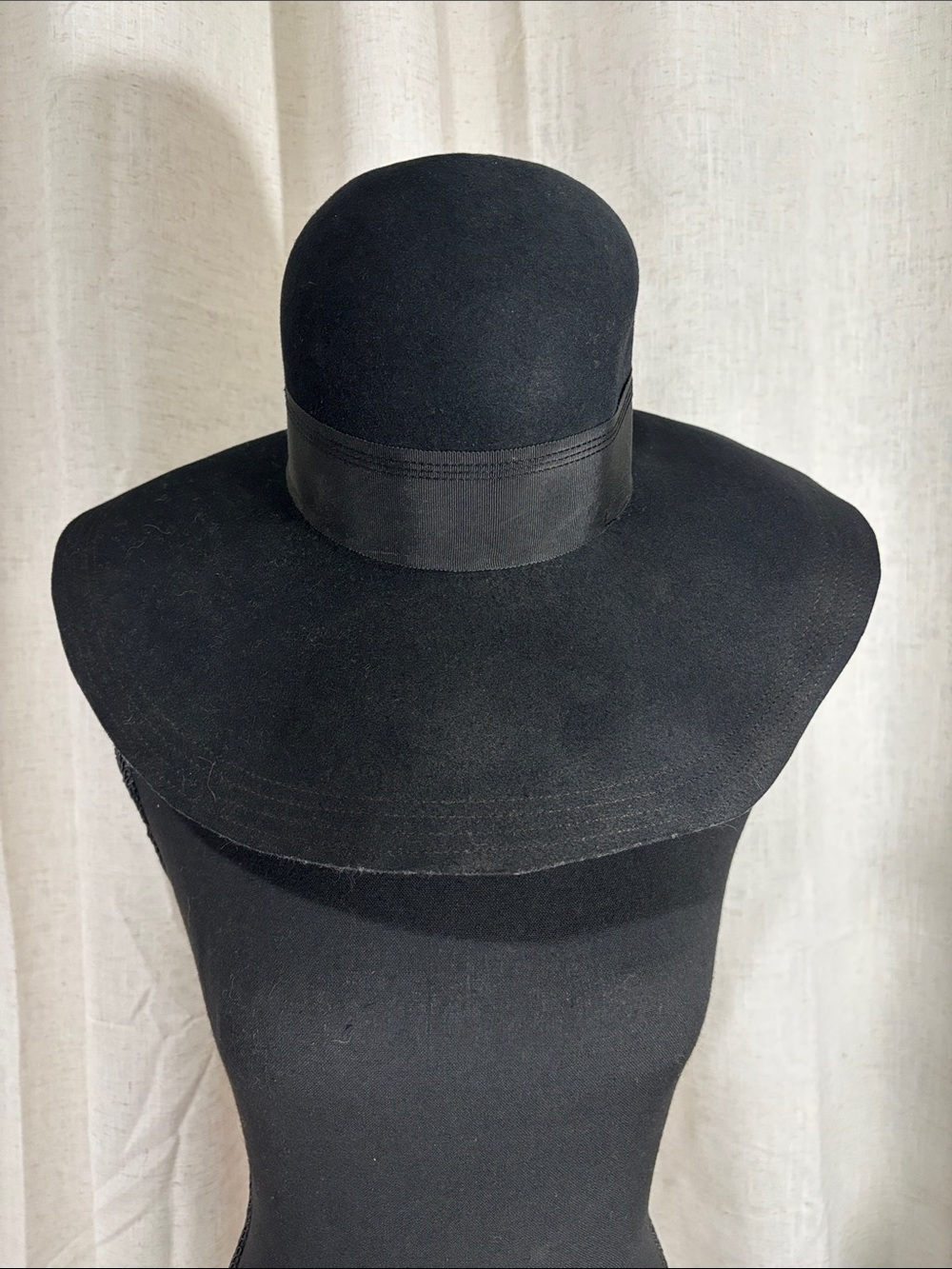 Vintage Wide-Brim Women's Black Wool Felt Floppy Hat